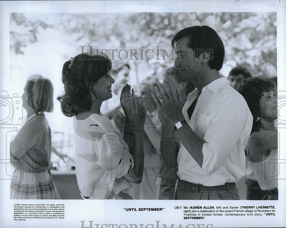 1984 Press Photo Thierry Lhermitte, Karen Allen &quot;Until September&quot;- Historic Images