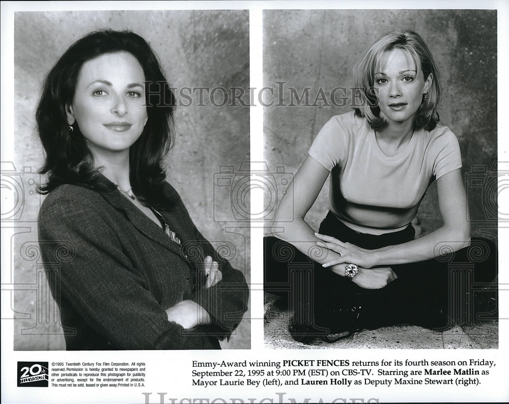 1995 Press Photo Marlee Matlin and Lauren Holly in &quot;Picket Fences- Historic Images