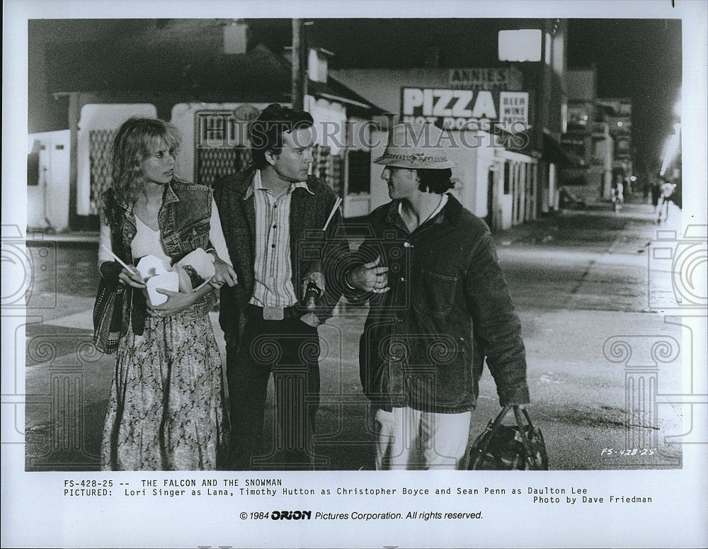 1984 Press Photo Lori Singer Actress Timothy Hutton Sean Penn Falcon Snowman- Historic Images