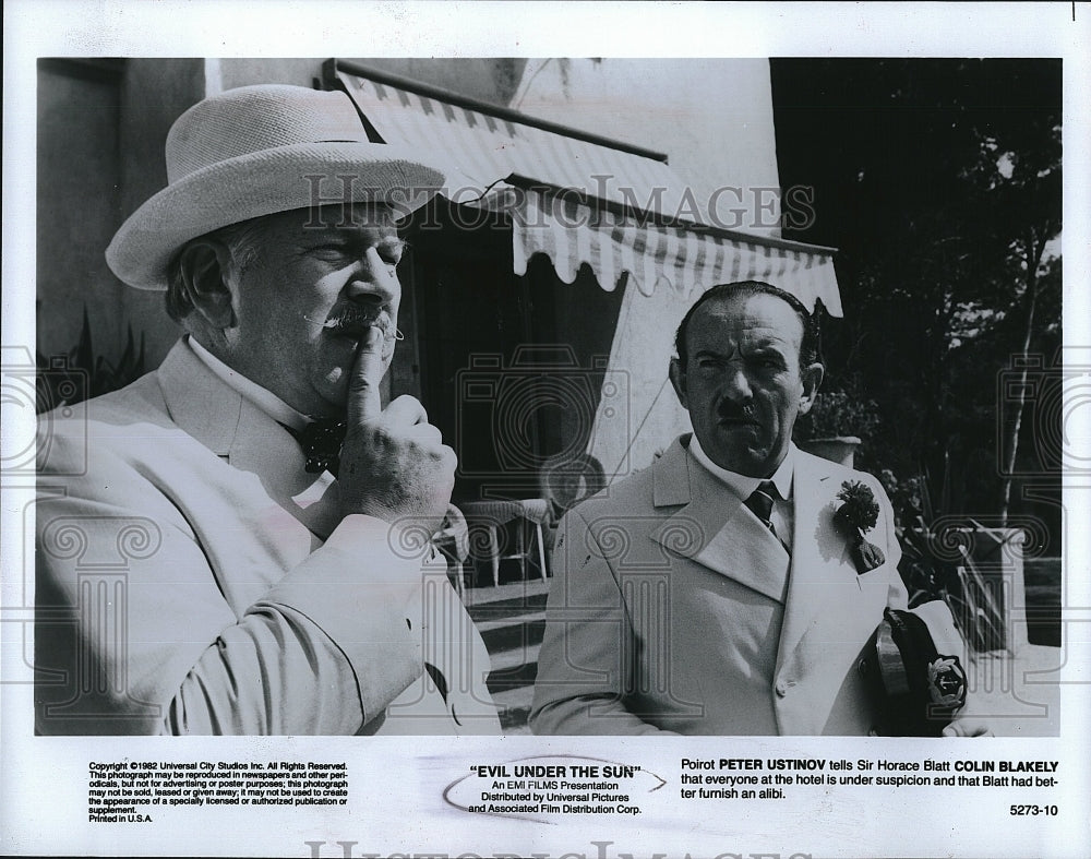 1982 Press Photo Actor Peter Ustinov &amp; Colin Blakely in &quot;Evil Under the Sun&quot;- Historic Images