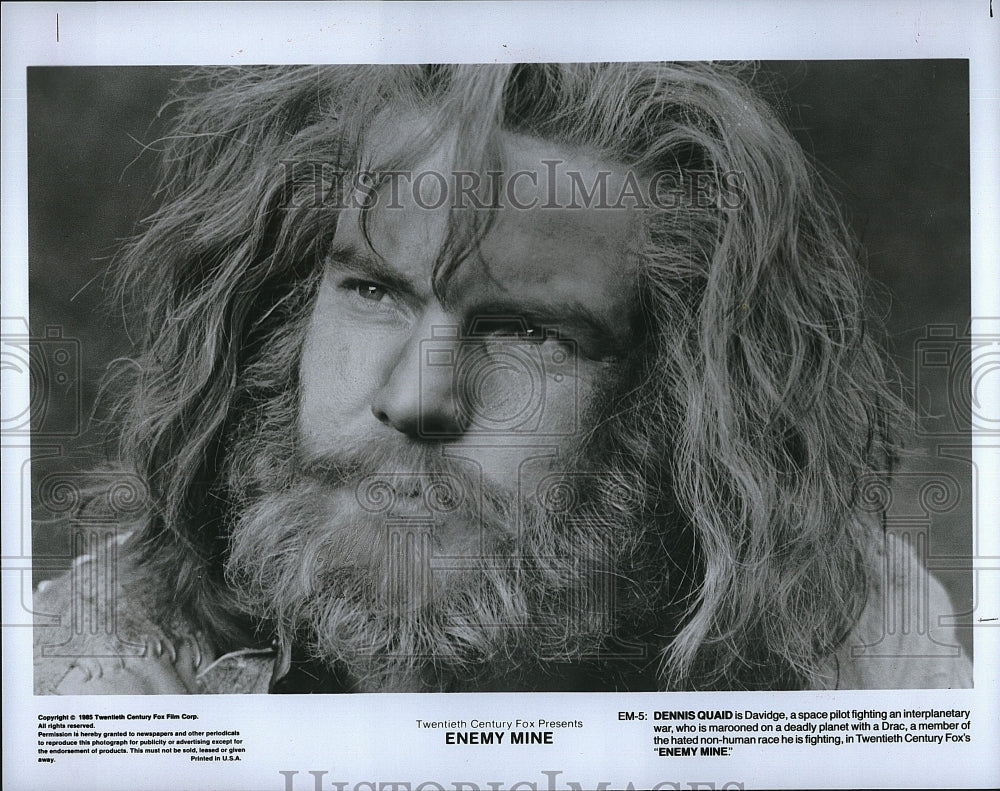 1985 Press Photo Dennis Quaid in Enemy Mine- Historic Images