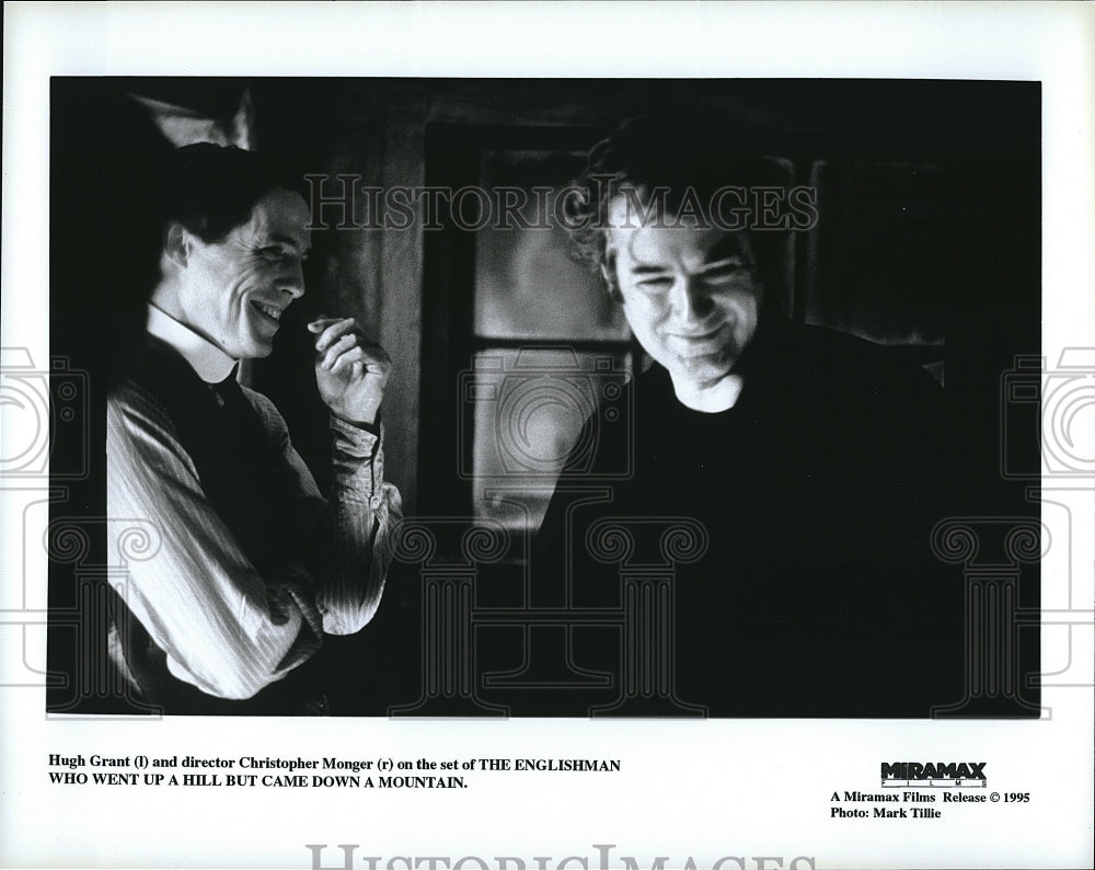 1995 Press Photo Hugh Grant, C. Monger "The Englishmen Who Went Up a Hill"- Historic Images