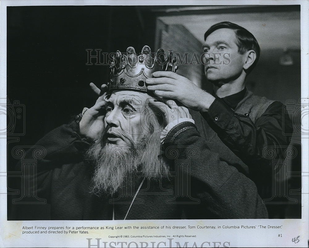 1983 Press Photo Actor Albert Finney &amp; Tom Courtenay in &quot;The Dresser&quot;- Historic Images