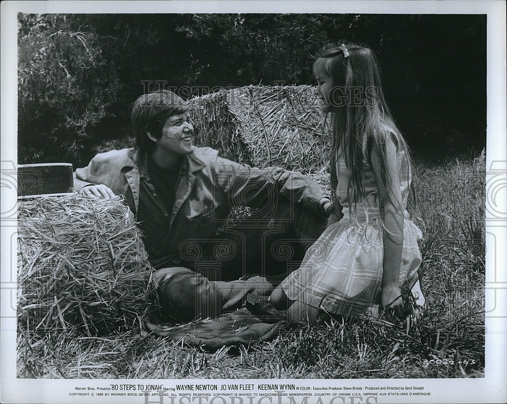 1969 Press Photo 80 Steps to Jonah Lilly Martens Wayne Newton- Historic Images