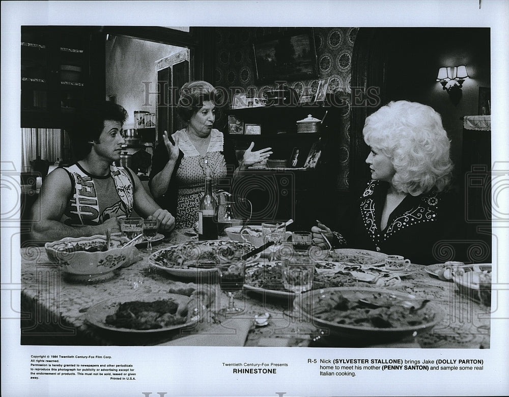 1984 Press Photo Rhinestone Sylvester Stallone Dolly Parton Penny Santon- Historic Images