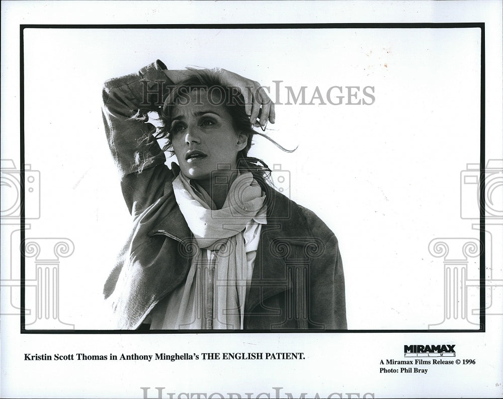 1996 Press Photo Actress Kristin Scott In &quot;The English Patient&quot; - Historic Images