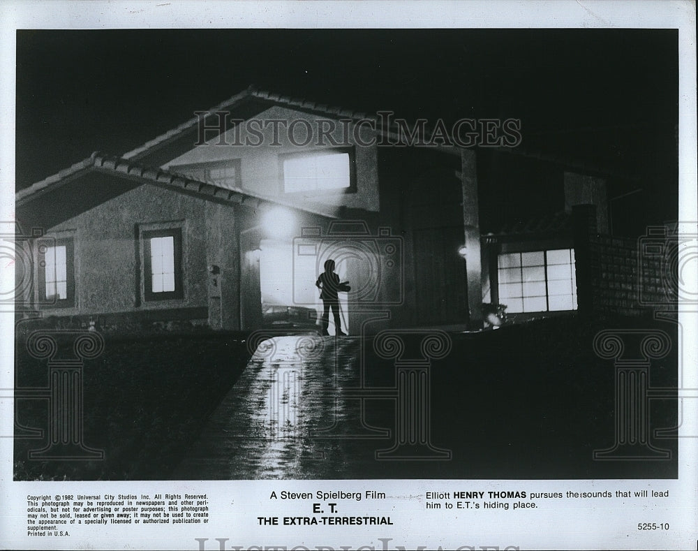 1982 Press Photo &quot;E.T. the Extra-Terrestrial&quot; starring Henry Thomas- Historic Images