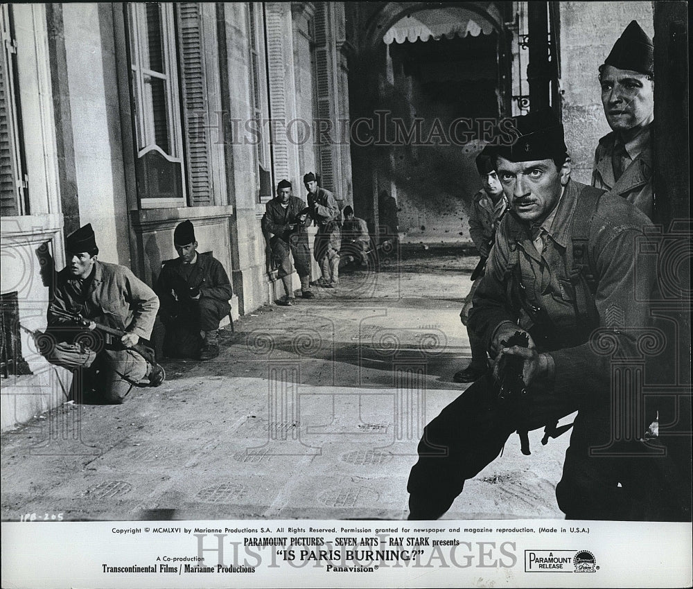 1966 Press Photo &quot;Is Paris Burning?&quot; starring Jean Paul belmondo- Historic Images