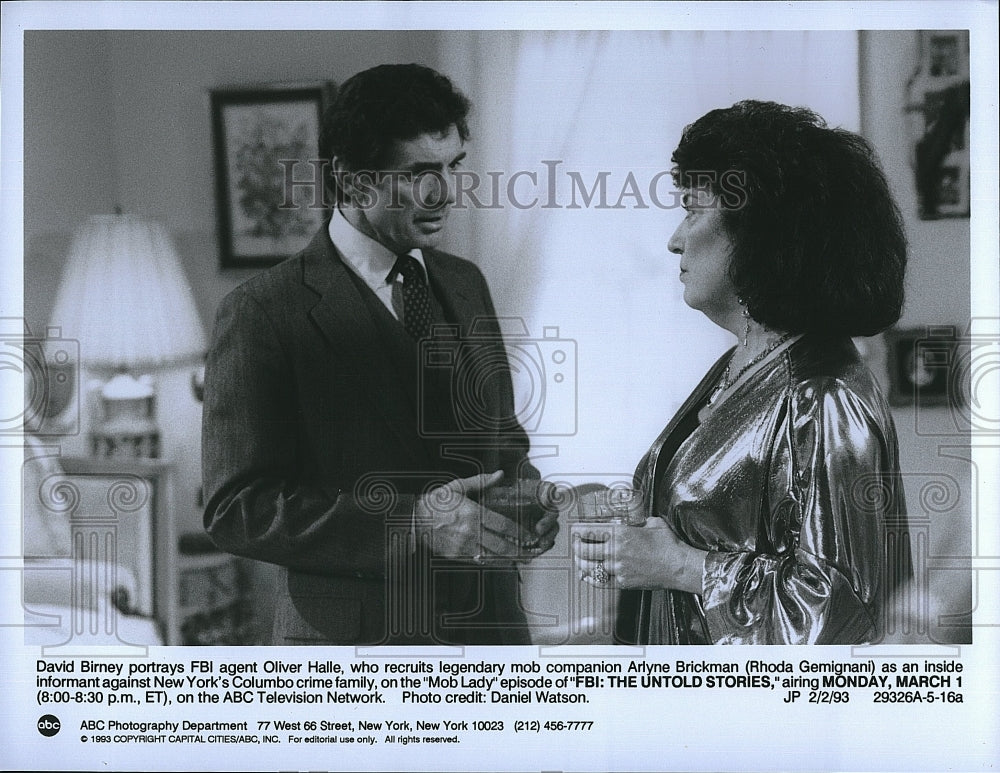 1993 Press Photo &quot;The FBI: The Untold Stories&quot; David Birney, Rhoda Gemignani- Historic Images