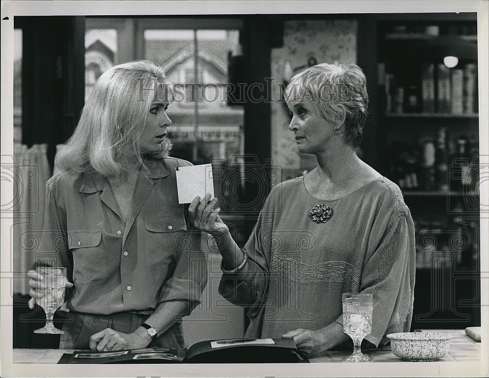 1988 Press Photo Actress Meredith Baxter Birney, Barbara Barrie, Family Ties- Historic Images