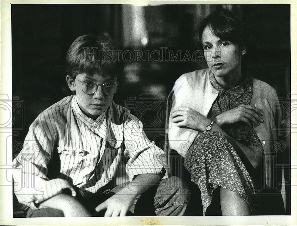 1986 Press Photo David Faustino and Glynnis O&#39;Connor in &quot;The Twilight Zone&quot;- Historic Images