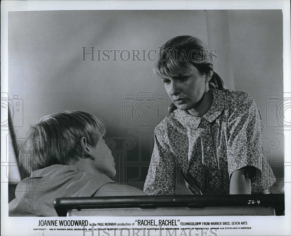 1968 Press Photo Joanne Woodward Actress Shawn Campbell Rachel Movie Scene Film- Historic Images