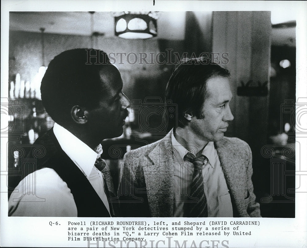 1982 Press Photo Richard Roundtree and David Carradine in the horror film &quot;Q&quot;- Historic Images