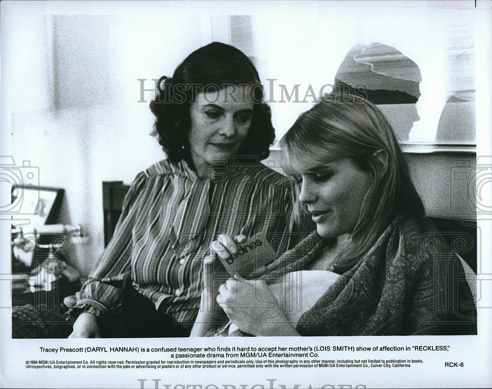 1984 Press Photo Reckless Film Actresses Daryl Hannah Lois Smith Scene- Historic Images