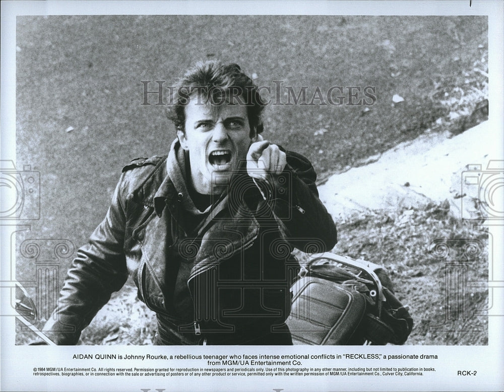 1984 Press Photo Reckless Film Aidan Quinn Angry On Motorcycle Scene- Historic Images