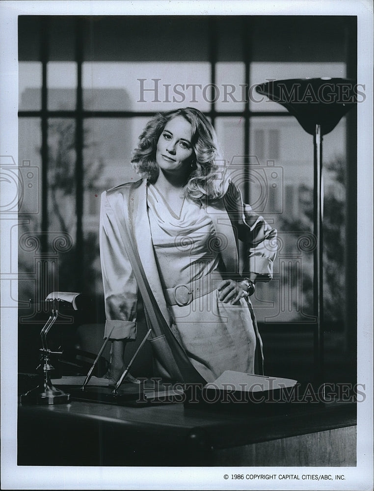 1986 Press Photo Cybill Shepherd &quot;Moonlighting&quot;- Historic Images