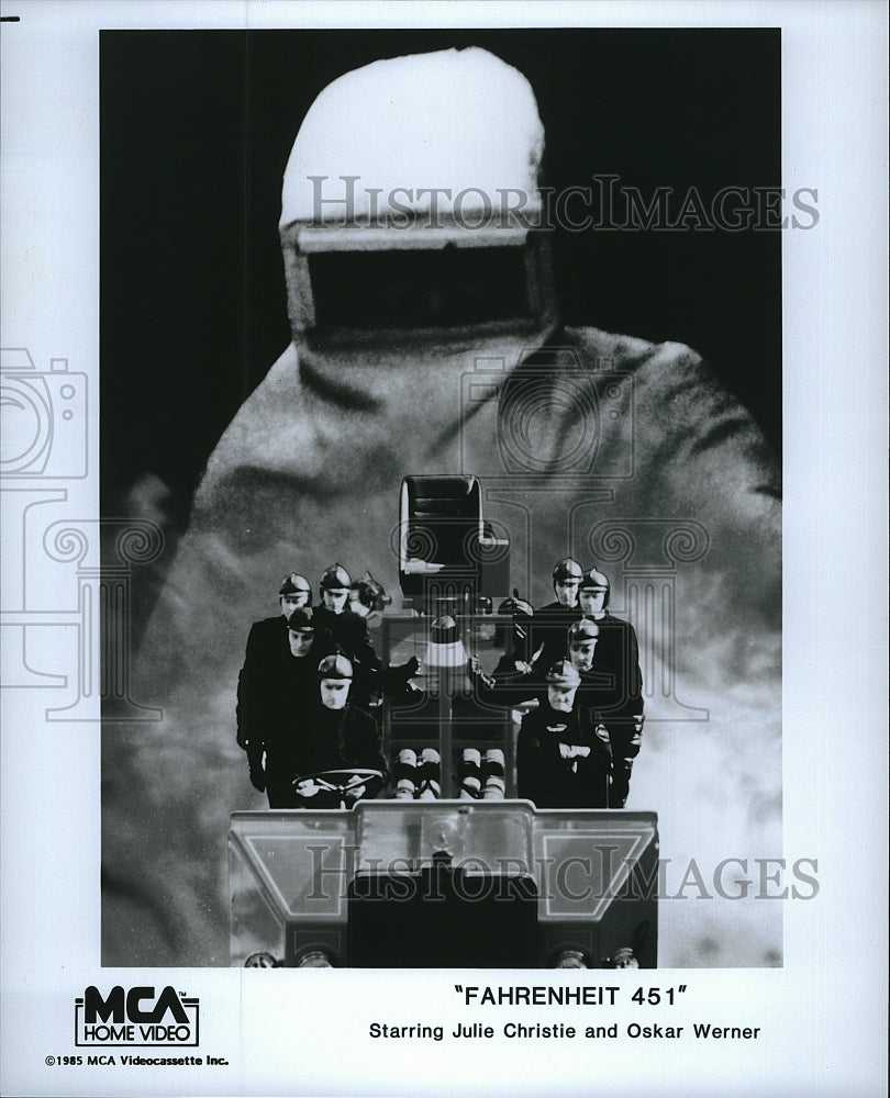 1985 Press Photo A scene from &quot;Fahrenheit 451&quot;- Historic Images