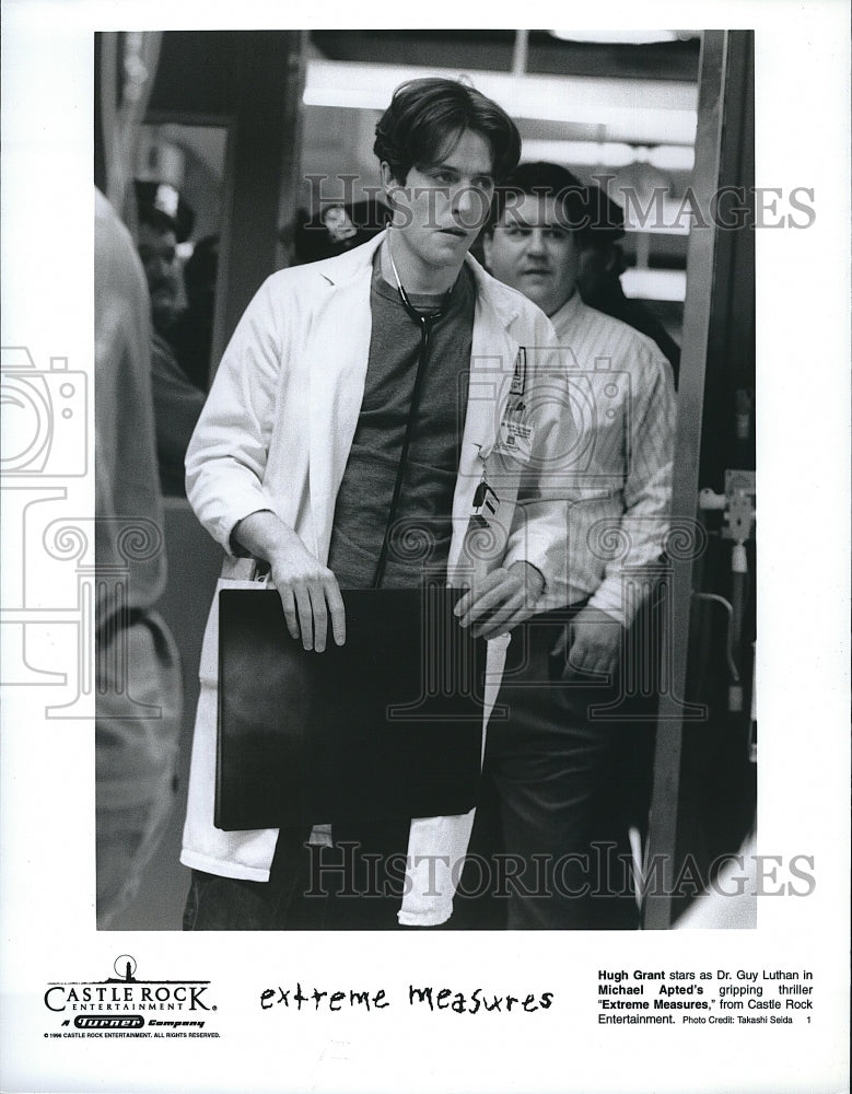 1994 Press Photo Actor Hugh Grant in &quot;Extreme Measures&quot;- Historic Images