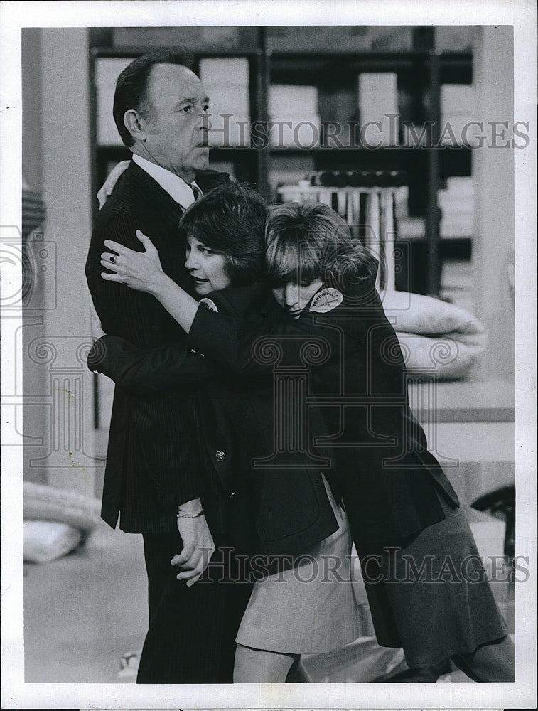 1981 Press Photo N. Bartold, Cindy Williams, Penny Marshall &quot;Laverne &amp; Shirley&quot;- Historic Images