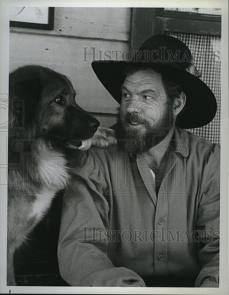 1981 Press Photo Merlin Olsen stars in NBC-TV&#39;s &quot;Father Murphy&quot;.- Historic Images