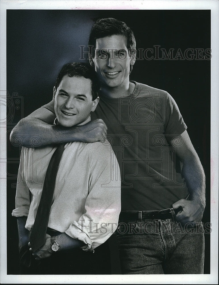 1987 Press Photo Actor Jason Alexander &amp; John Bolger of &quot;Everything&#39;s Relative&quot;- Historic Images