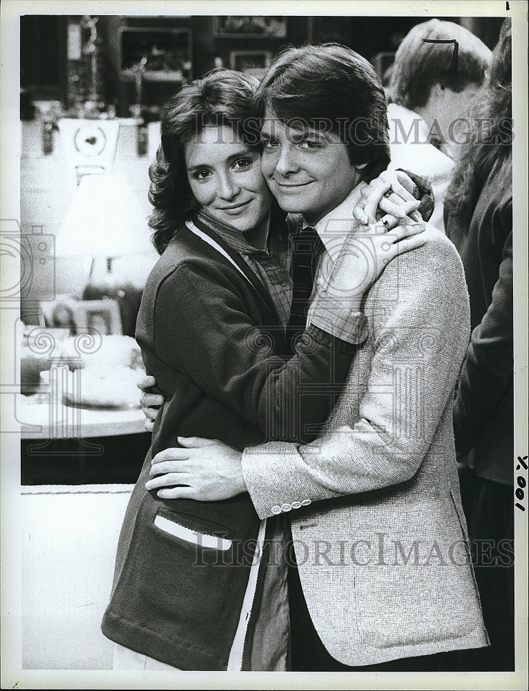 1983 Press Photo Actor Michael J Fox &amp; Lisa Lucas in &quot;Family Ties&quot;- Historic Images