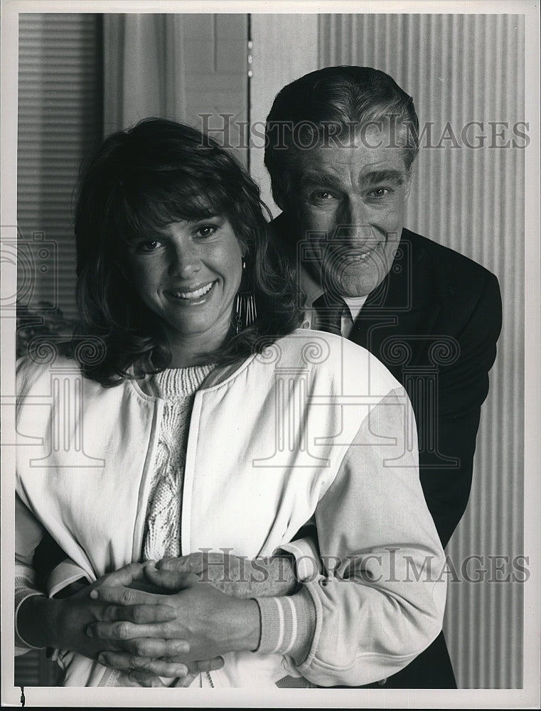 1988 Press Photo Richard Mulligan Kristy McNichol Empty Nest- Historic Images