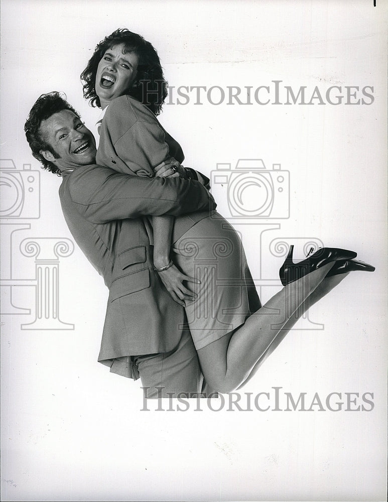 1991 Press Photo David Keith &amp; Lisa Darr Star in NBC&#39;s &quot;Flesh and Blood&quot;- Historic Images