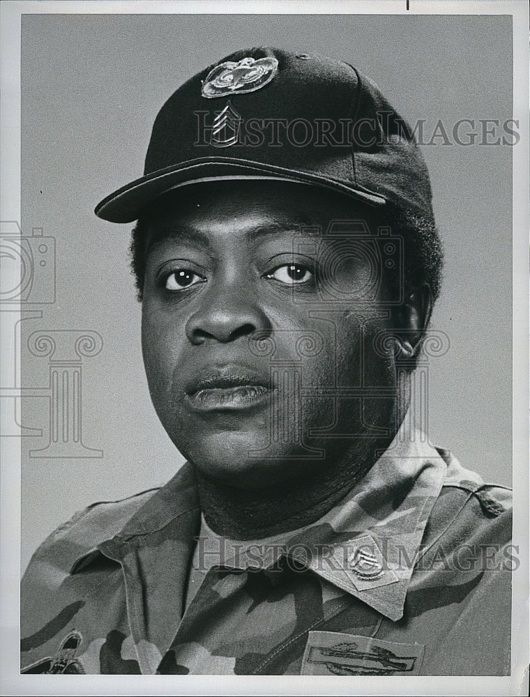 1983 Press Photo Yaphet Kotto Actor For Love And Honor TV Television Series- Historic Images