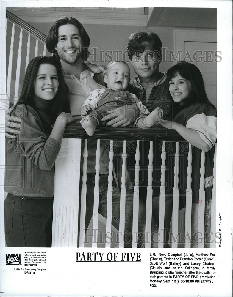 1994 Press Photo &quot;Party of Five&quot; Neve Campbell,Matt Fox,T &amp; B Porter,S Wolf,- Historic Images