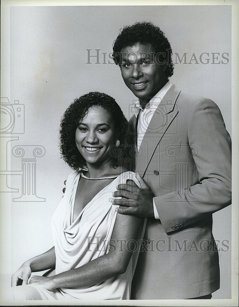 1984 Press Photo Miami Vice Philip Michael Thomas Olivia Brown- Historic Images