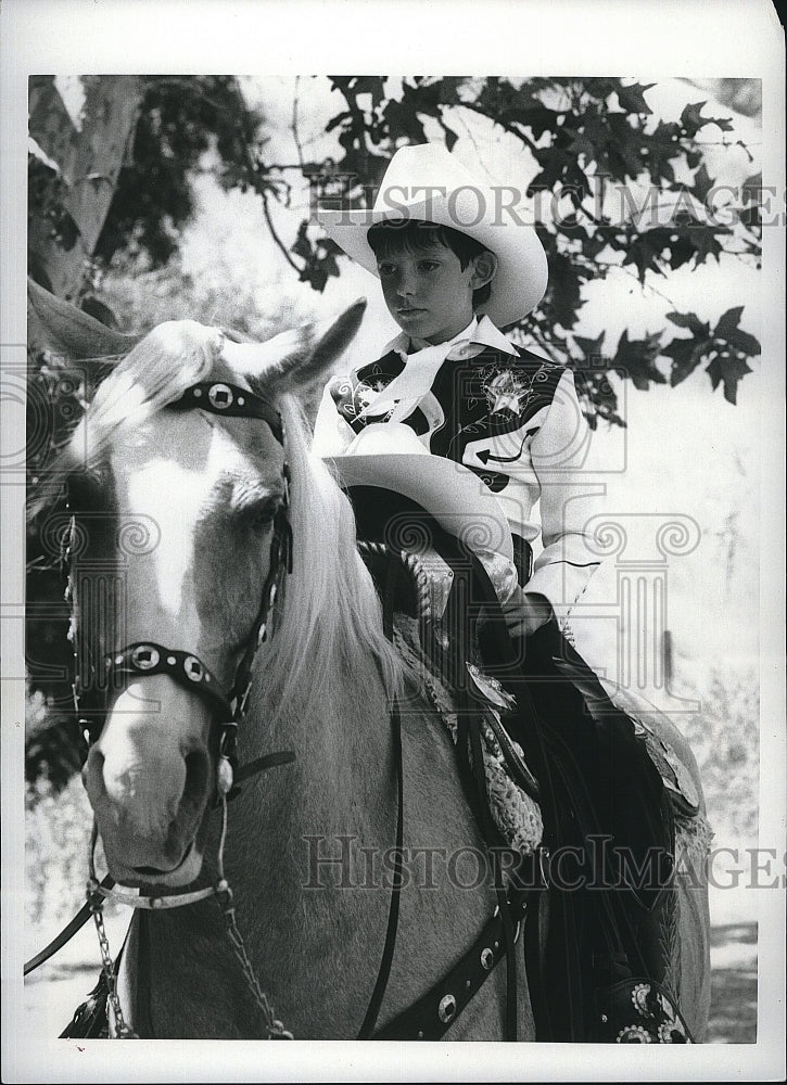 1986 Press Photo Lucas Haas Stars In &quot;What Are Friends For?&quot;- Historic Images