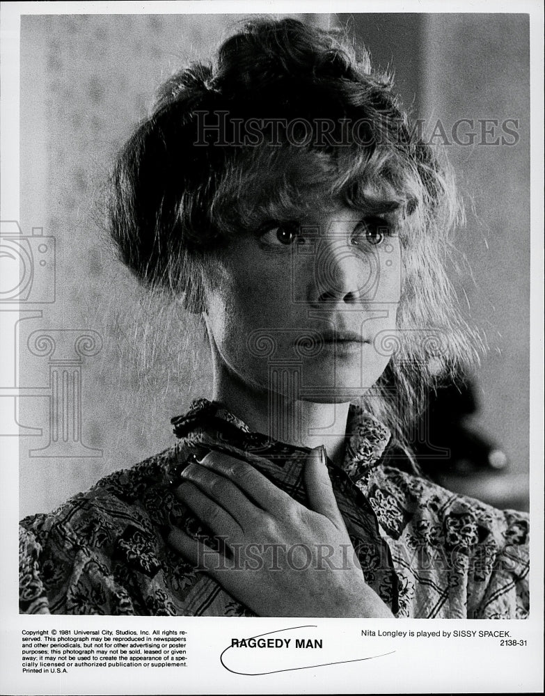 1981 Press Photo Sissy Spacek American Actress Raggedy Man Movie Scene Film- Historic Images