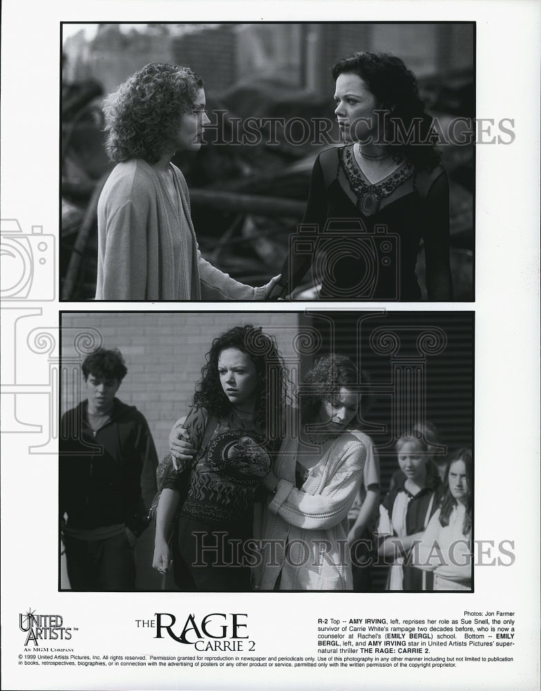 1999 Press Photo Amy Irving American Actress Emily Bergl Rage Carrie 2 Movie - Historic Images