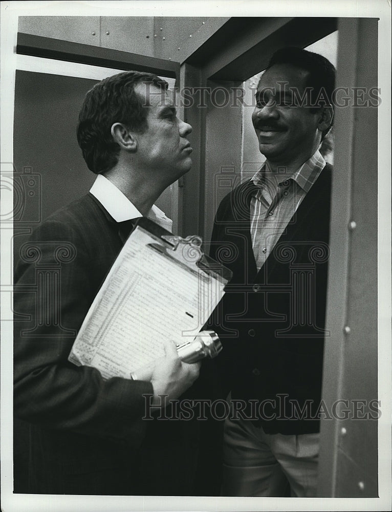 1988 Press Photo &quot;Frank&#39;s Place&quot; starring Tim Reid, Hugh Wilson- Historic Images