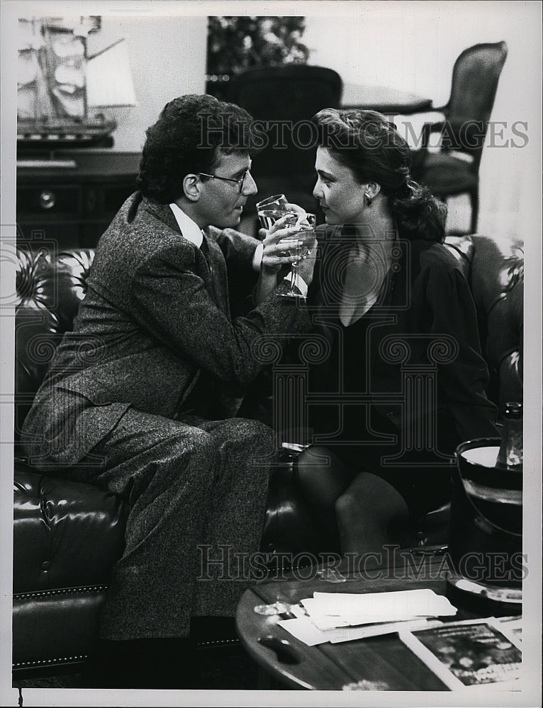 1989 Press Photo &quot;My Two Dads&quot; Emma Samms &amp; Paul Reiser- Historic Images