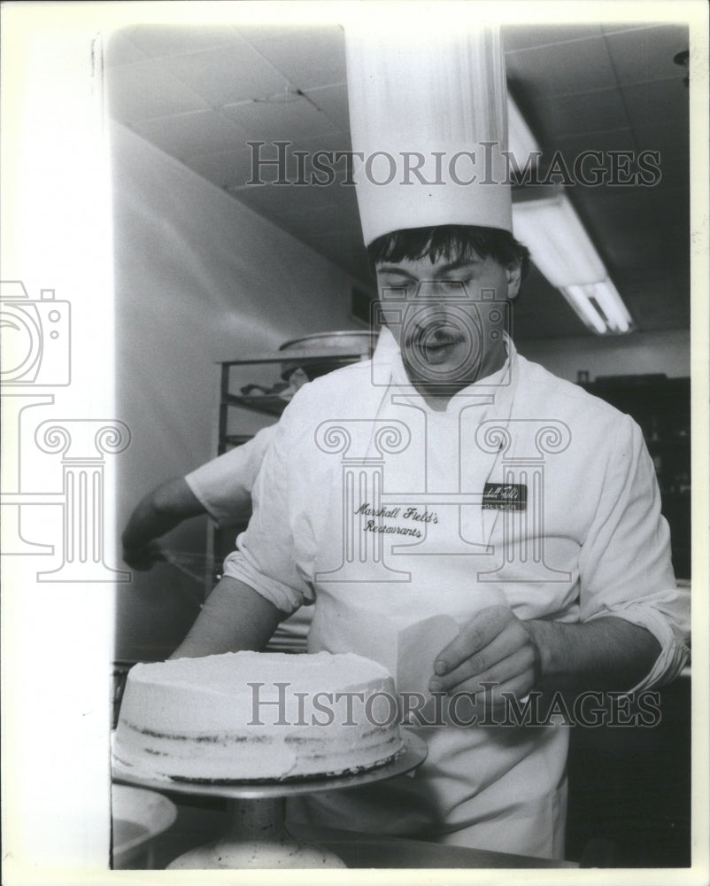 1985 Press Photo Chef Klaus Vollmer Brenner's Spa Hotel - RRU15817