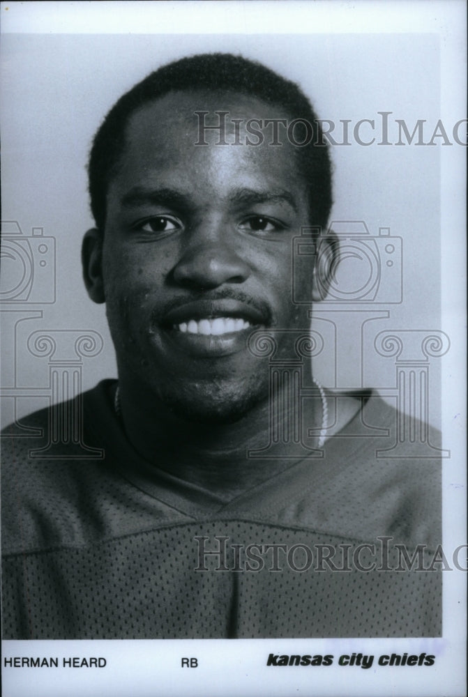 1996 Press Photo Kansas City chiefs Herman Heard - RRU22737