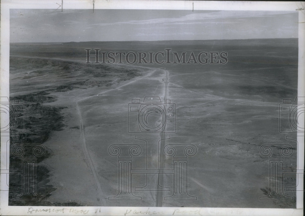 1960 Press Photo Chinle Ariz Road Route Summer South - Historic Images