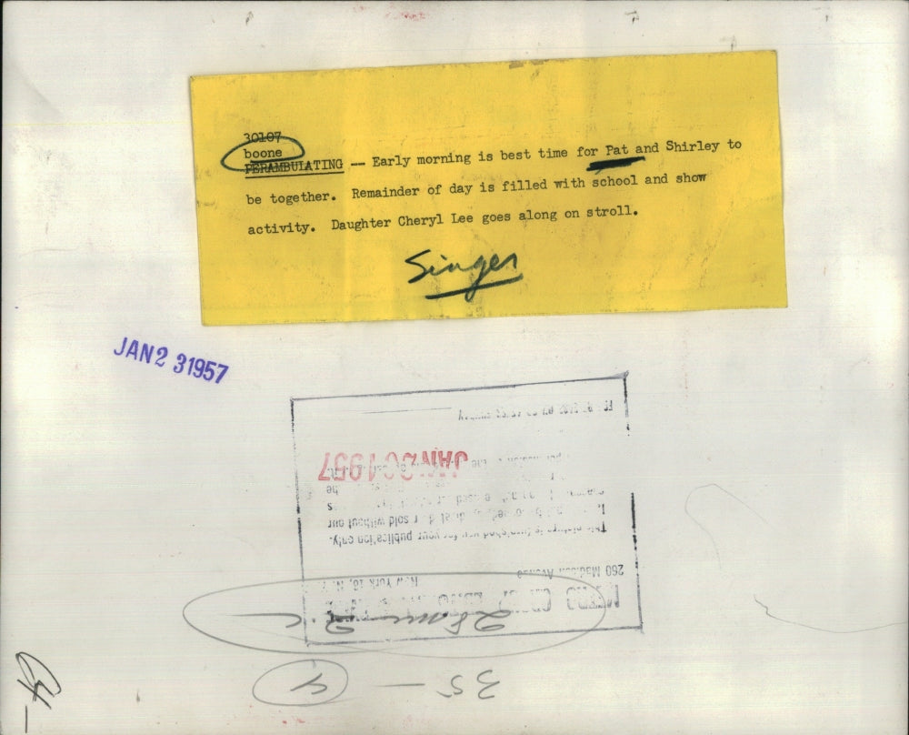 1957 Press Photo Pat Boone Shirley Cheryl Lee Walk - RRU85387