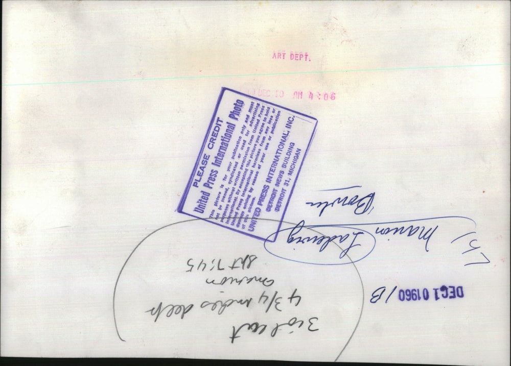 1960 Press Photo Marion Ladewig Female Bowler American - RRU91175