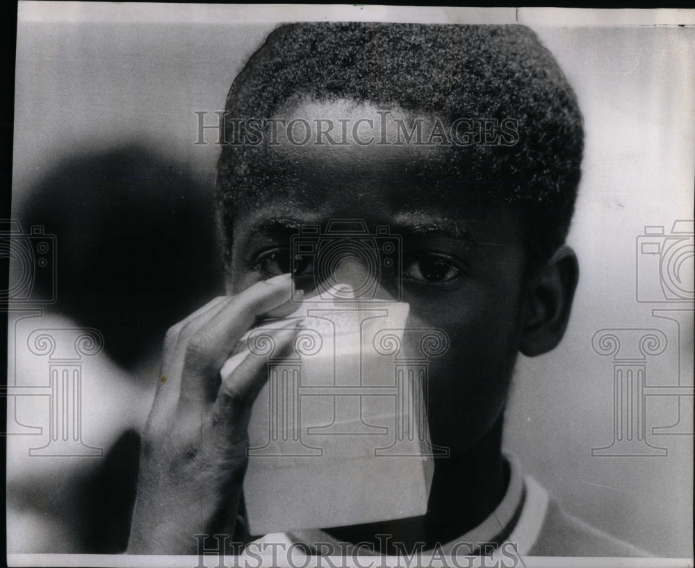 1971 Press Photo Cheese Sandwich and Milk Hit The Spot- Historic Images