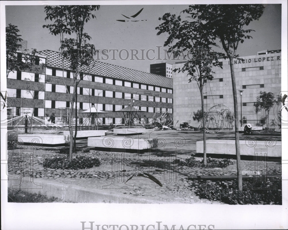 1963 Press Photo Building Husing project Mexico Road - RRV01953- Historic Images