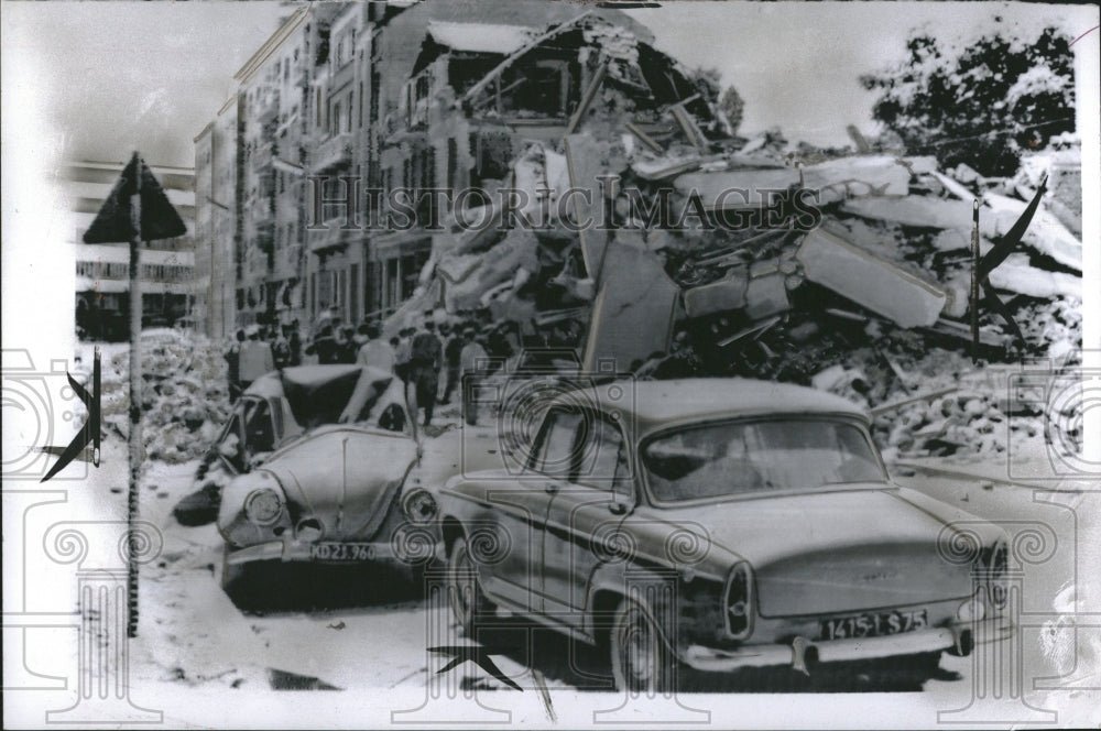 1963 Press Photo Yugoslavia Earthquake - RRV02771- Historic Images