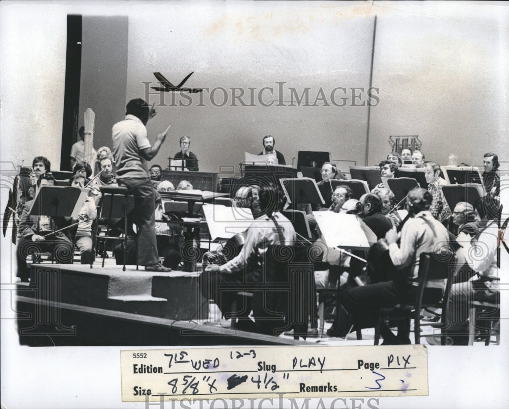 1975 Press Photo Detroit Symphony Practice - RRV03485- Historic Images