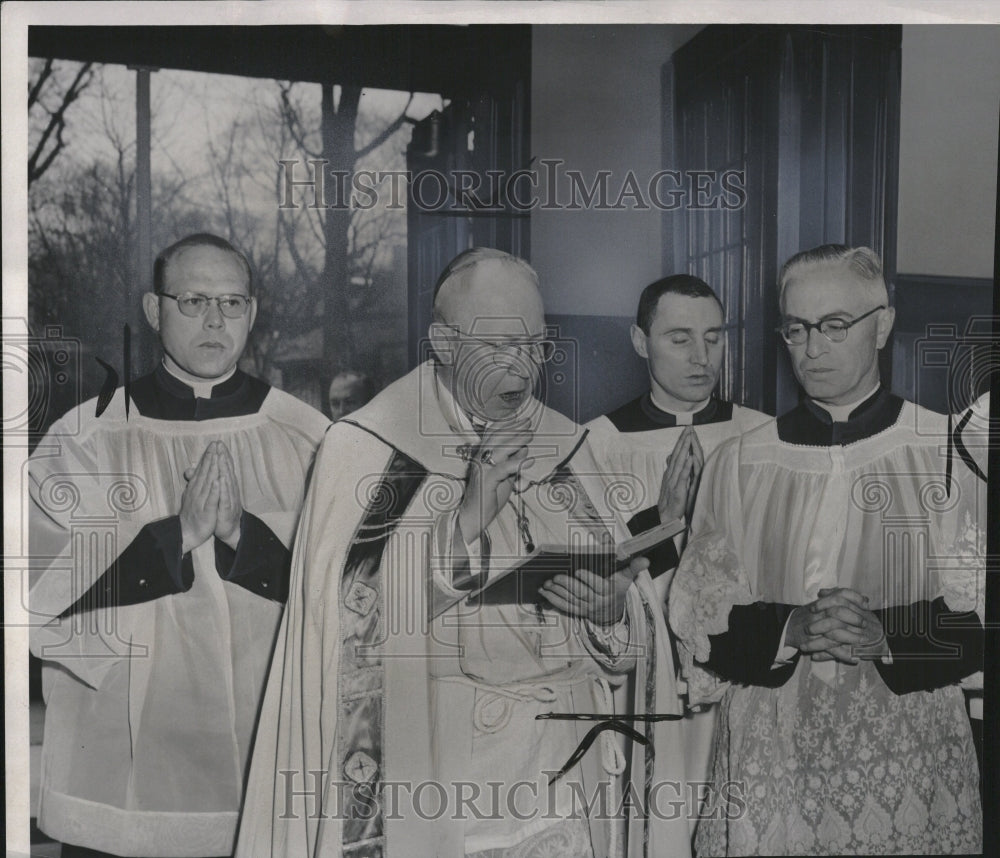 1956 Press Photo Edward Cardinal Mooney Bishop Detroit - RRV03579- Historic Images