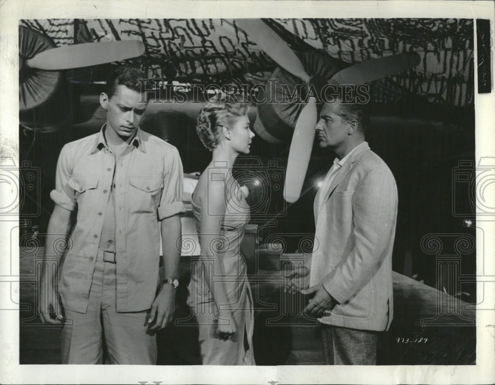 1960 Press Photo Rossini Brazzi John Ker Mitzi Gaynor- Historic Images
