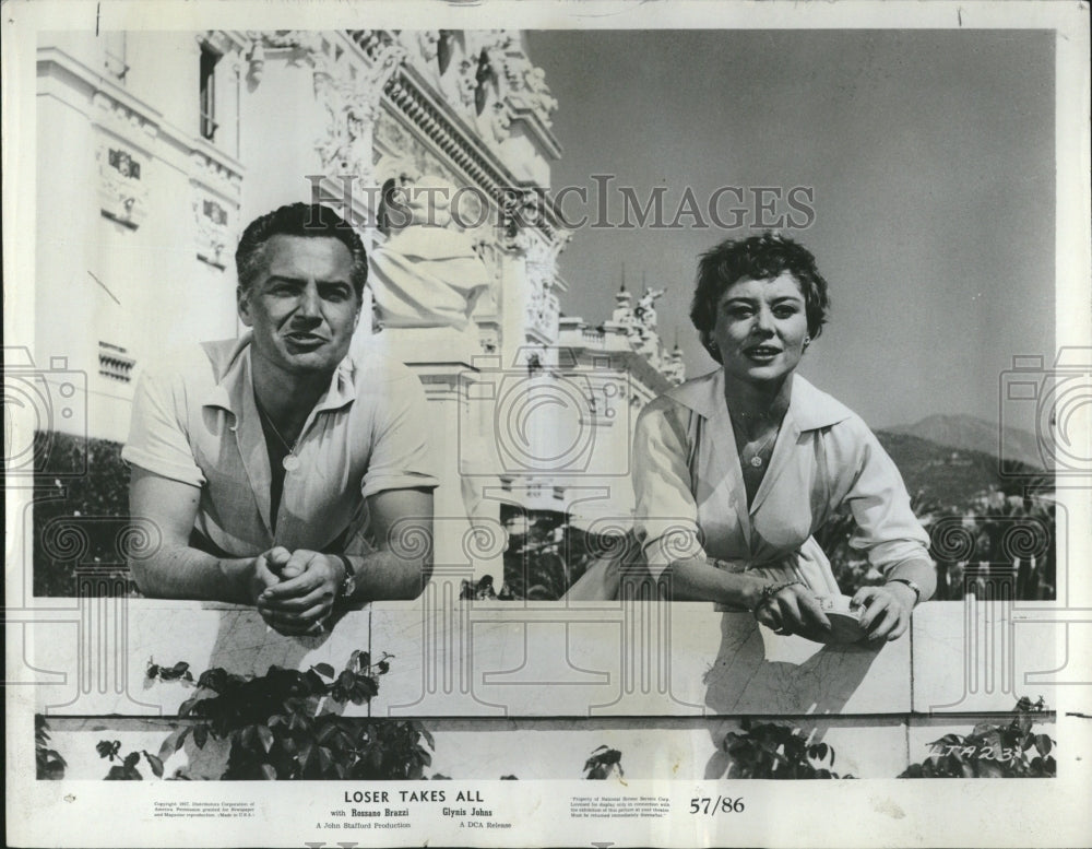 1957 Press Photo Rossano Brazzi Glynis Johns Film - RRV05265