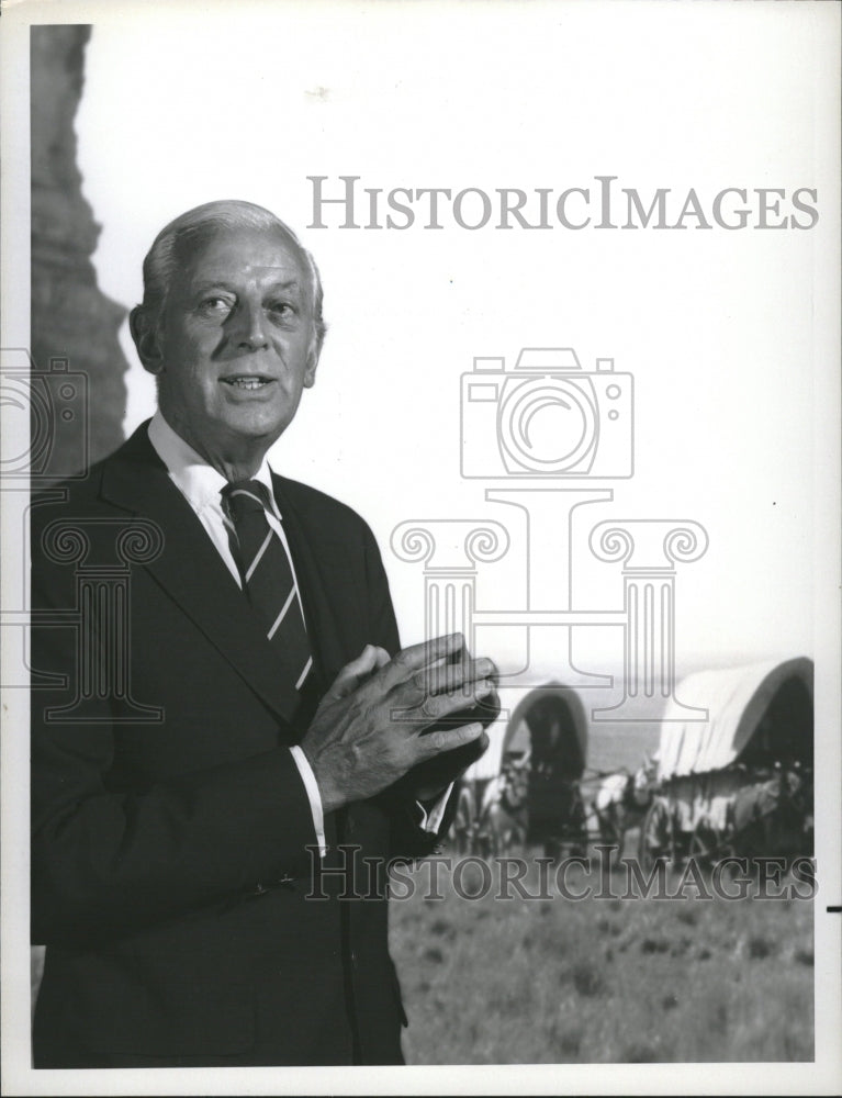 1973 Press Photo journalist, TV host Alistair Cooke - RRV11669