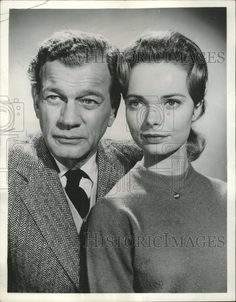 1979 PressPhoto Joseph Cotton &amp;Joan Freeman in Bus Stop - RRV13265- Historic Images